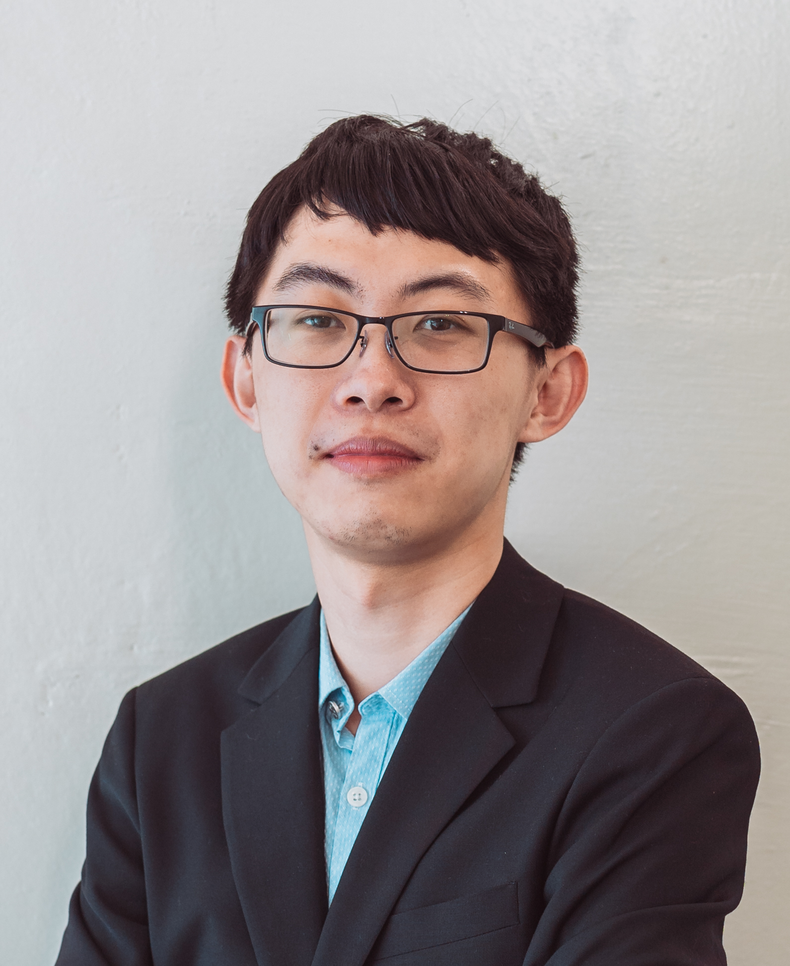 Portrait of Chenyang Bi